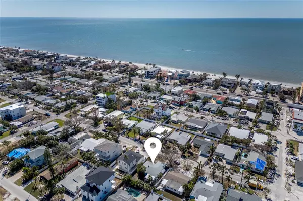 Redington Beach, FL 33708,16213 2ND ST E