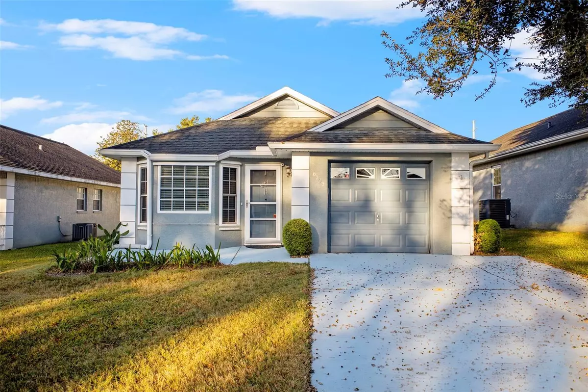 Zephyrhills, FL 33542,6703 PISTACHIO ST