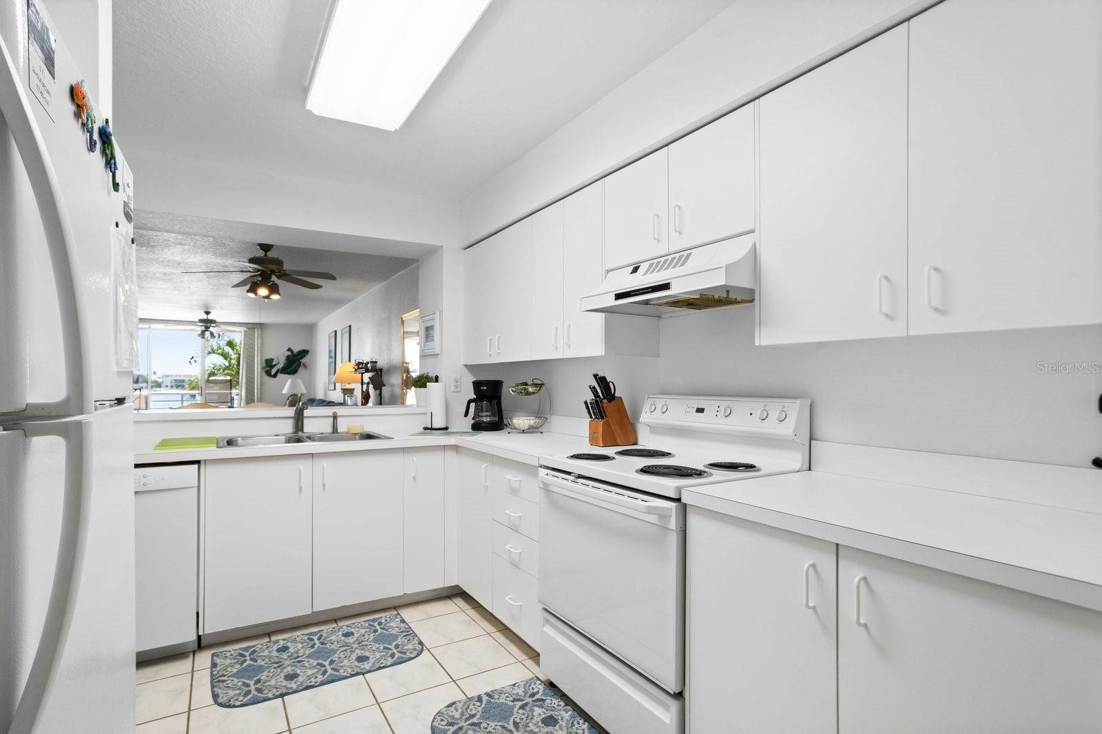 St Petersburg, FL 33715,6093 BAHIA DEL MAR CIR #277