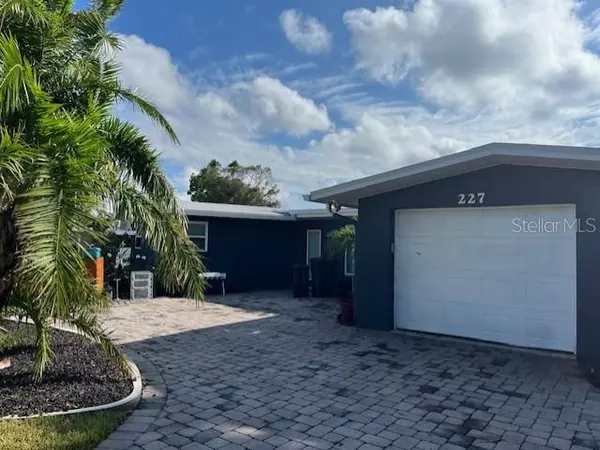 227 176TH TERRACE DR E,  Redington Shores,  FL 33708