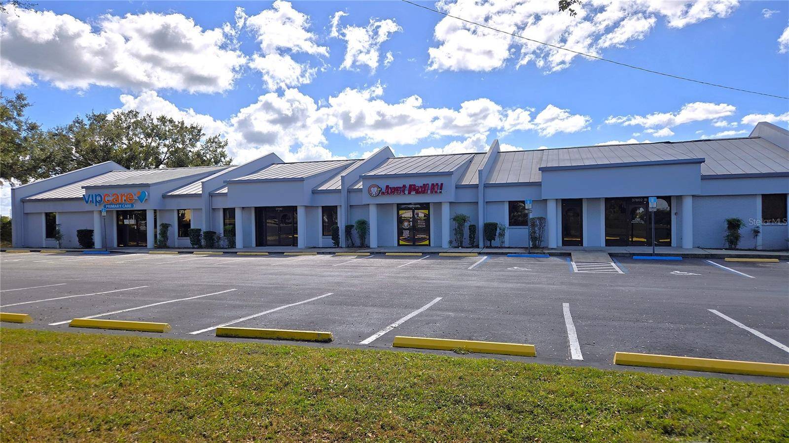 Zephyrhills, FL 33541,37814 MEDICAL ARTS CT #37814