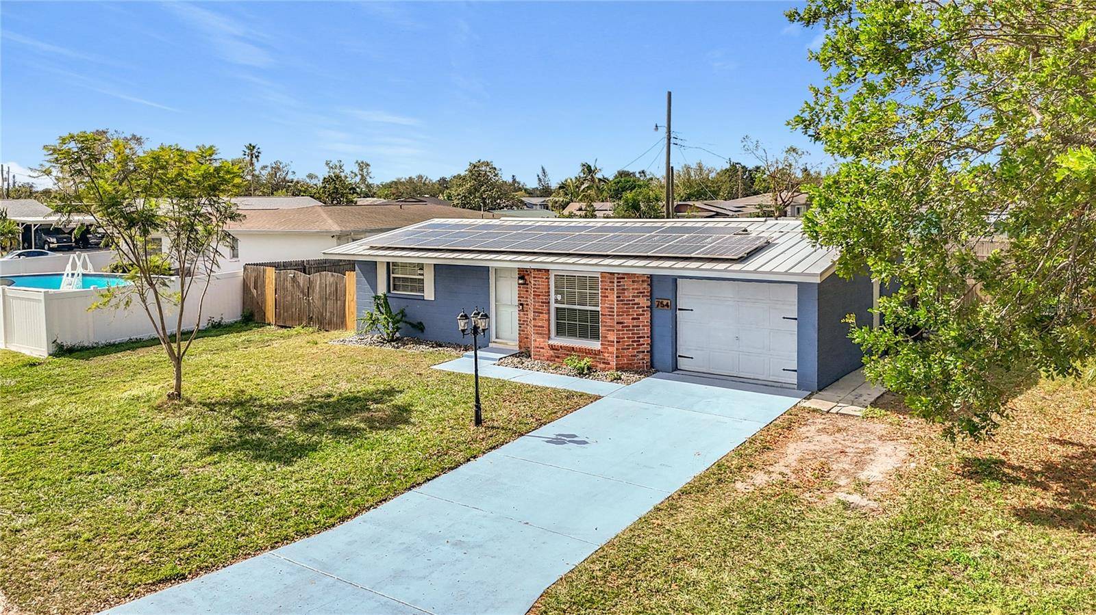 754 MELODY LN, Bradenton, FL 34207