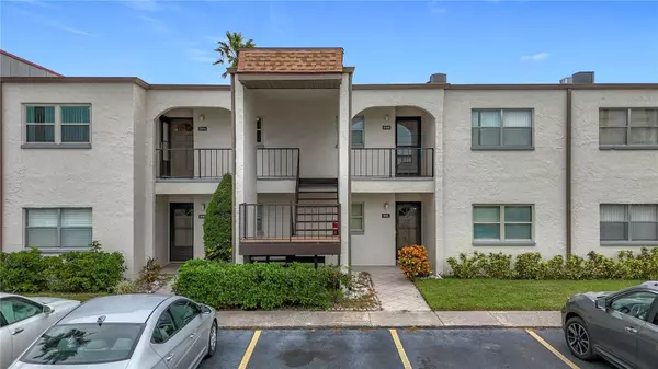7701 STARKEY RD #324, Seminole, FL 33777