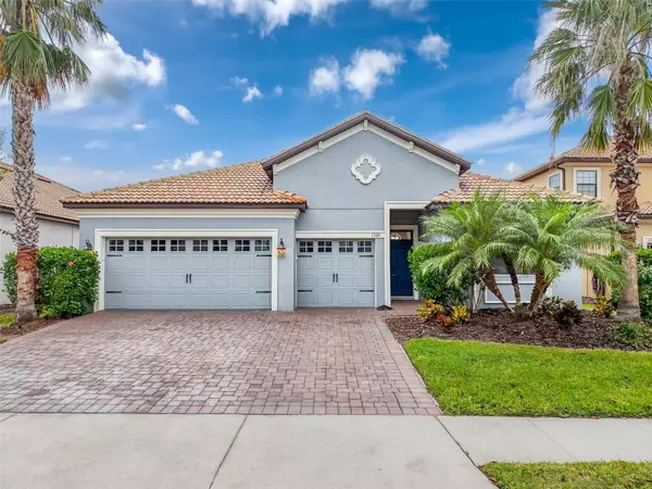 1304 GLENEAGLES LN, Davenport, FL 33896