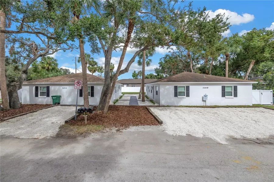 3009 & 3011 W BINNICKER AVE, Tampa, FL 33611