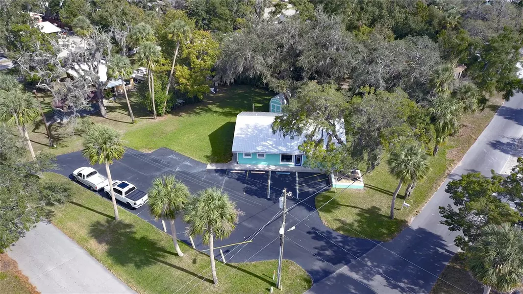 407 NE 1ST ST, Crystal River, FL 34429