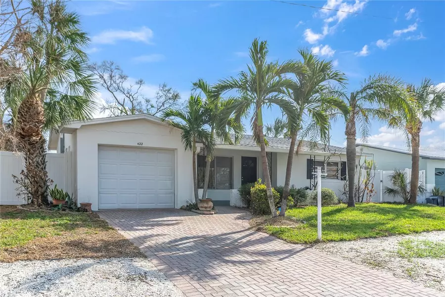 422 86TH AVE, St Pete Beach, FL 33706