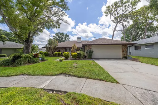 6171 SUNDOWN DR, Saint Petersburg, FL 33709