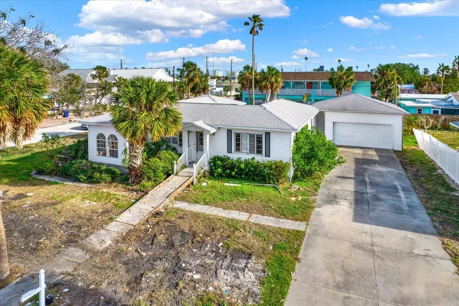 600 77TH AVE, St Pete Beach, FL 33706