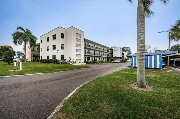 5969 TERRACE PARK DR N #309, St Petersburg, FL 33709