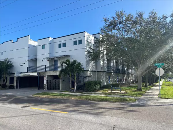 Tampa, FL 33611,5008 S MACDILL AVE #7