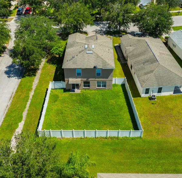 Gibsonton, FL 33534,7715 CARRIAGE POINTE DR