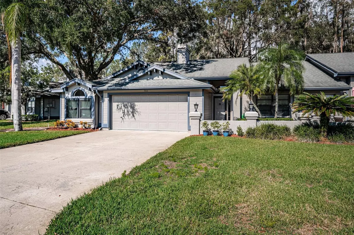 Oldsmar, FL 34677,943 LUCAS LN