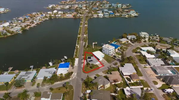 Redington Beach, FL 33708,309 161ST AVE