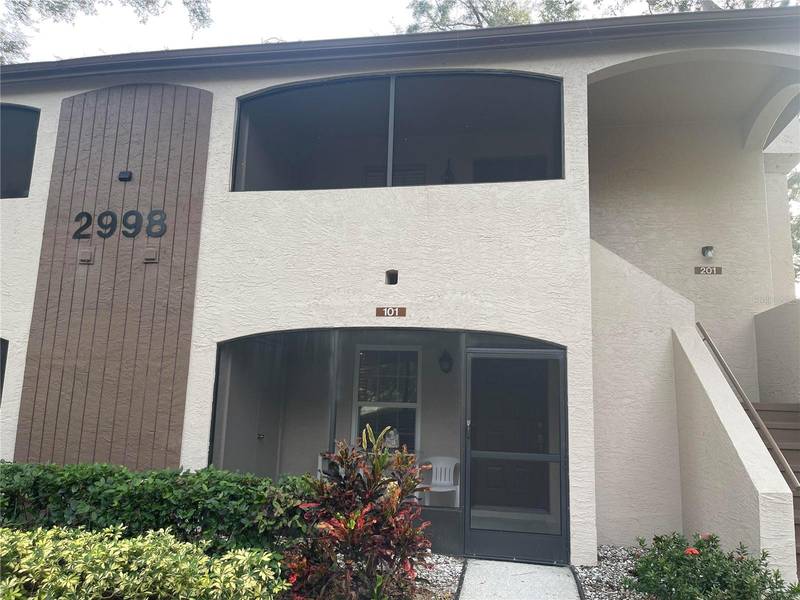 2998 BONAVENTURE CIR #101, Palm Harbor, FL 34684