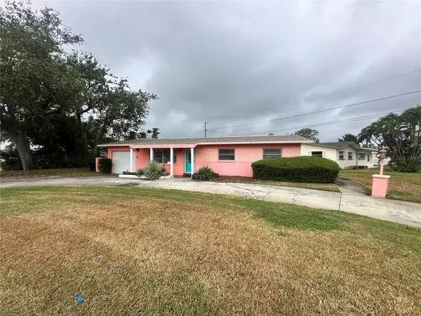 St Petersburg, FL 33705,3621 SEAROBIN DR SE