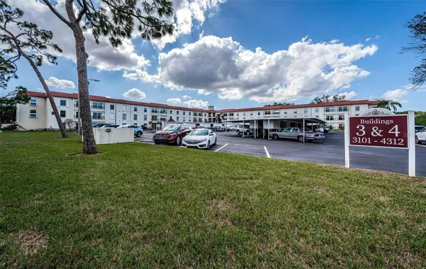 Dunedin, FL 34698,2700 BAYSHORE BLVD #4304