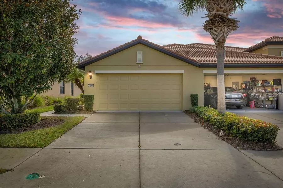 5641 SUNSET FALLS DR, Apollo Beach, FL 33572