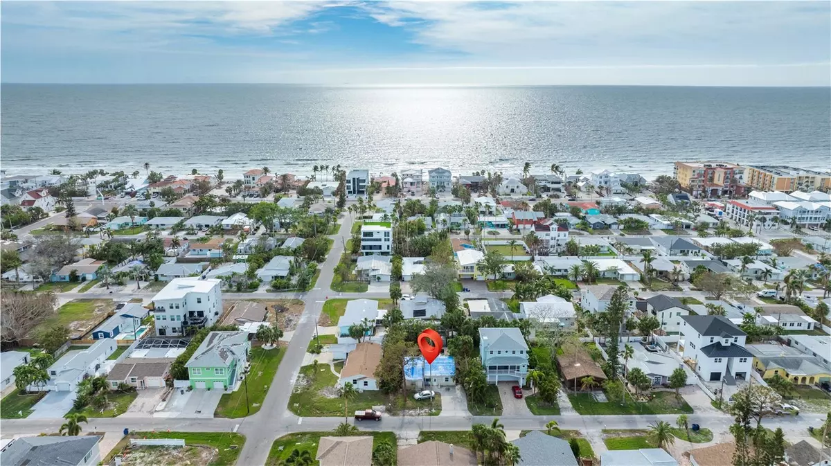 Redington Beach, FL 33708,16202 3RD ST E