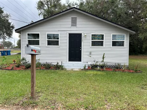 528 S SEMINOLE AVE, Fort Meade, FL 33841