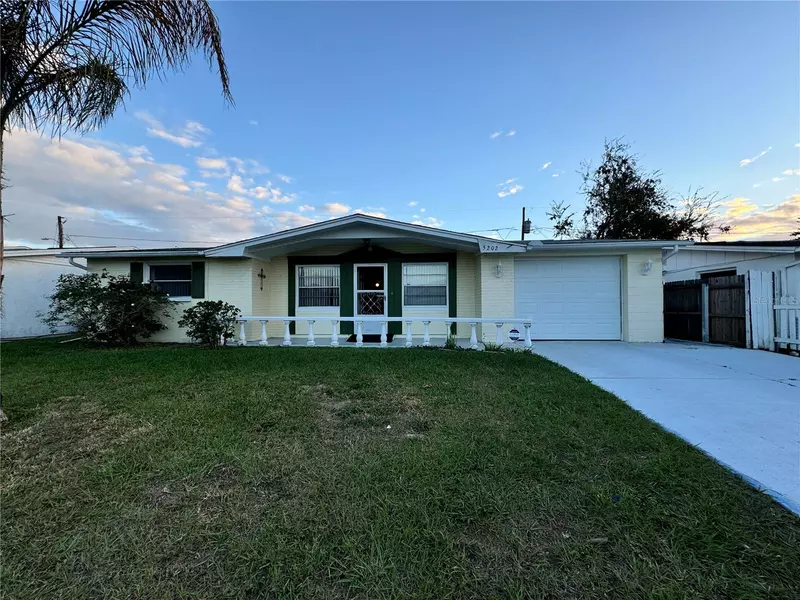 5202 OVERTON DR, New Port Richey, FL 34652