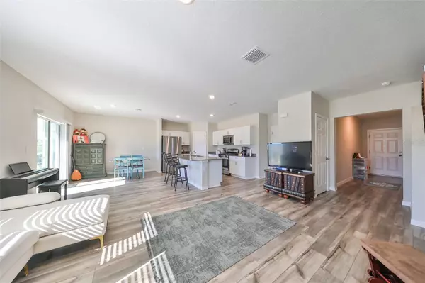 Lithia, FL 33547,14961 STERLING SPUR AVE