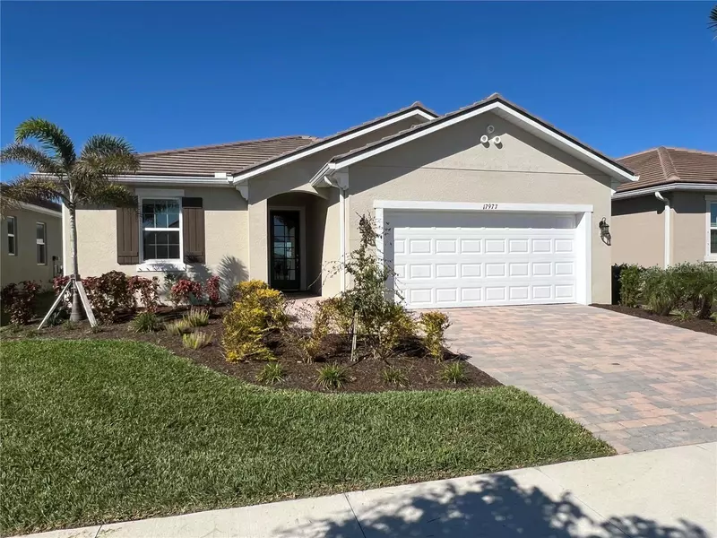 17977 GRAND PROSPERITY DR, Venice, FL 34293