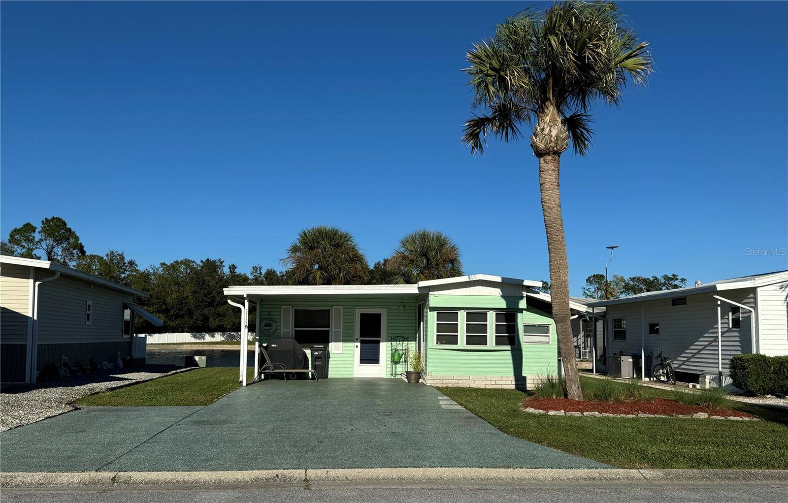 Zephyrhills, FL 33541,35127 DANNY DR
