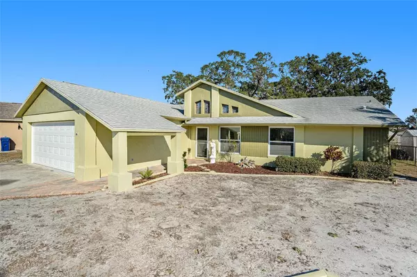 Port Richey, FL 34668,8150 ROSE PETAL CT #E