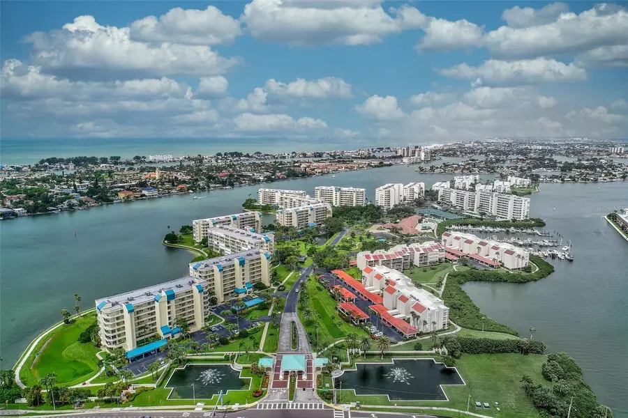 7862 SAILBOAT KEY BLVD S #106, South Pasadena, FL 33707