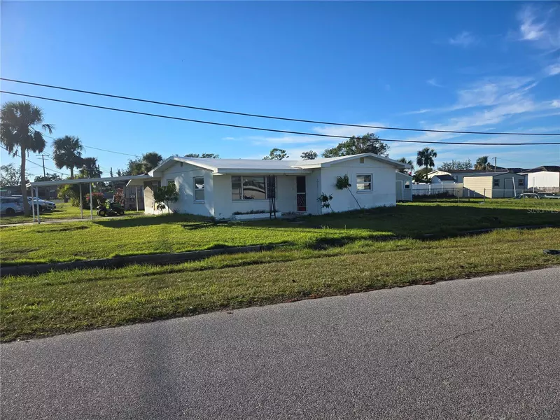 202 7TH ST NW, Ruskin, FL 33570