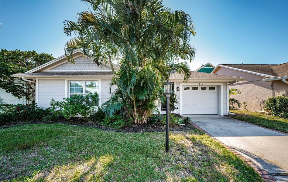 812 FRANKLIN CIR, Palm Harbor, FL 34683