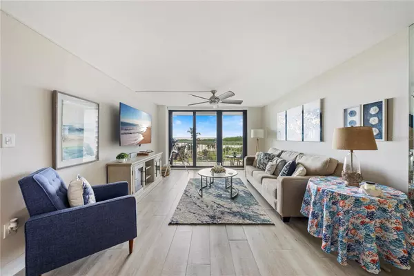 Marco Island, FL 34145,260 SEAVIEW CT #402