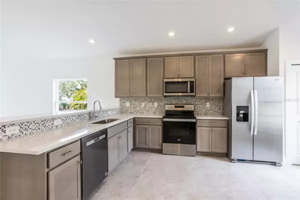 Port Charlotte, FL 33954,475 WINWOOD CT