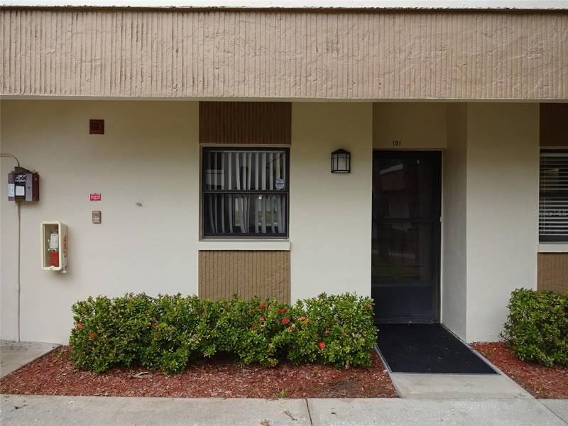 2700 NEBRASKA AVE #4-101, Palm Harbor, FL 34684