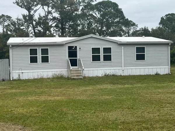 4230 APRIL LN, Mims, FL 32754