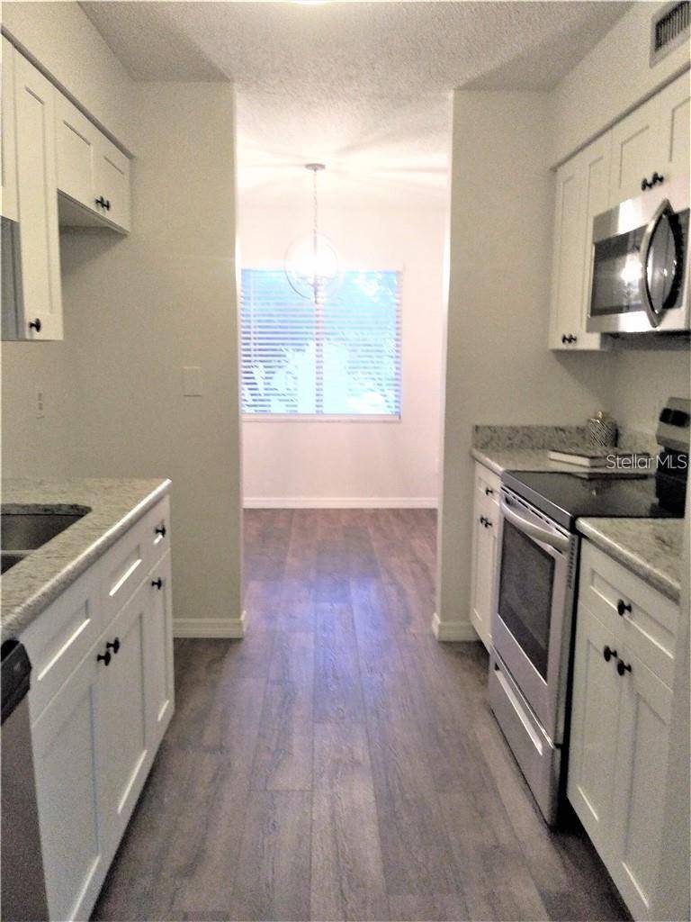 Tampa, FL 33617,7526 NEEDLE LEAF PL #29