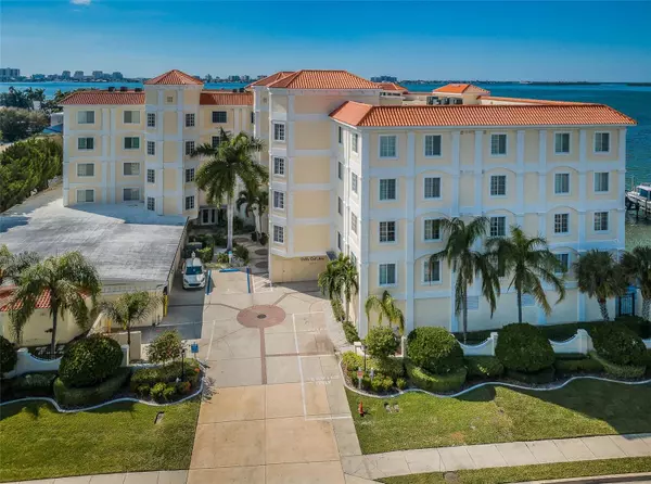 Clearwater, FL 33755,1860 N FORT HARRISON AVE #104