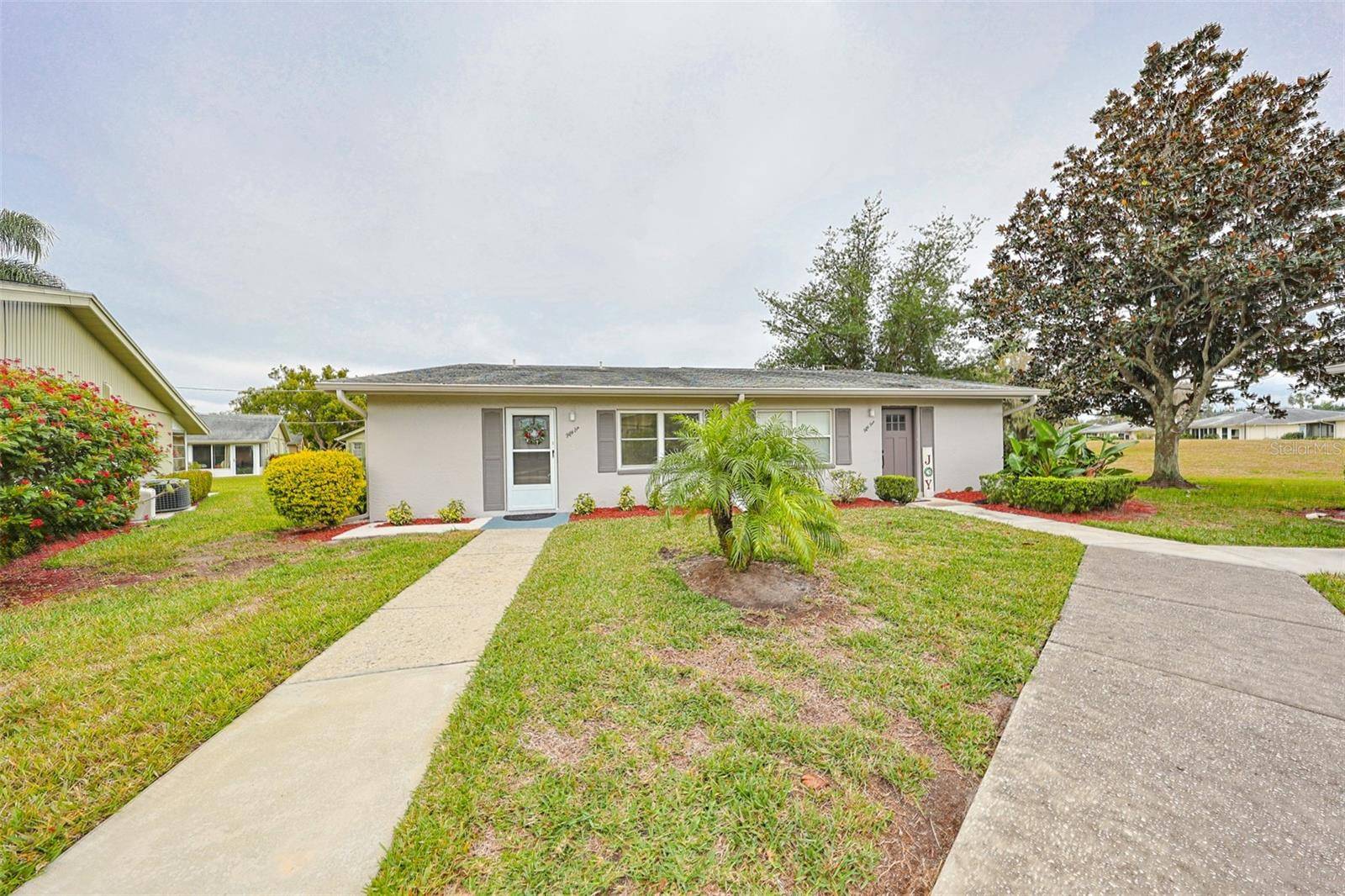 302 CANTON CT #56, Sun City Center, FL 33573