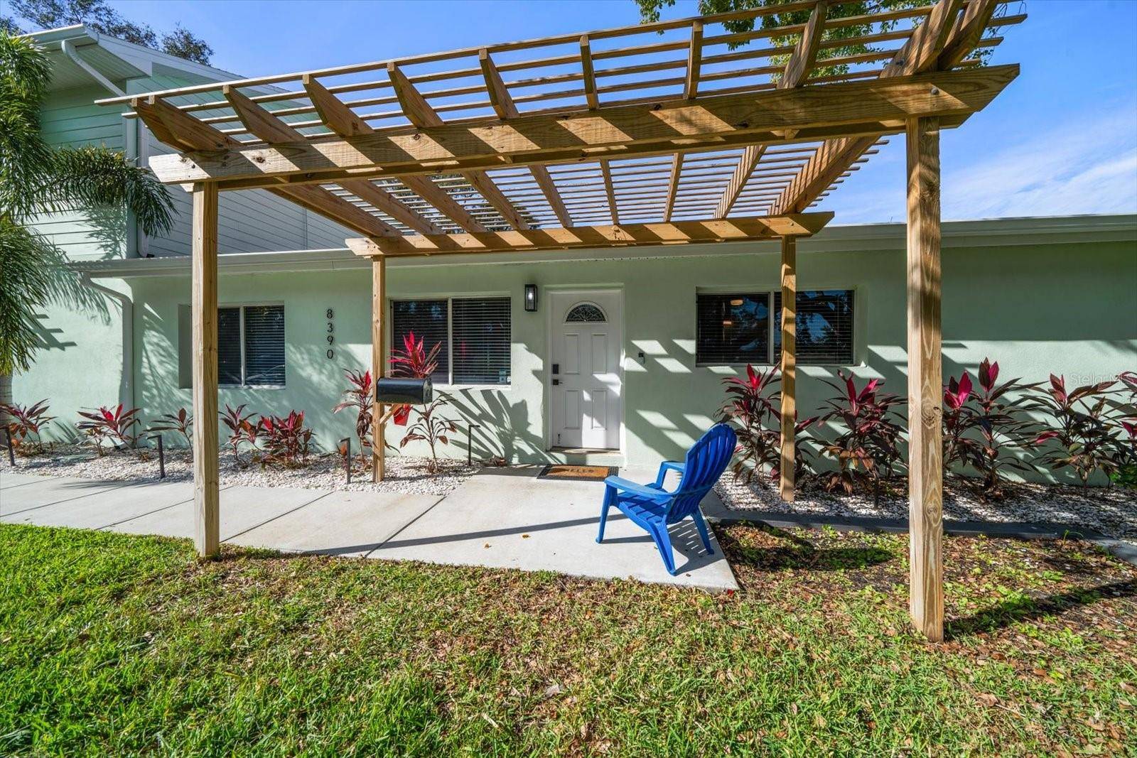 8390 64TH ST N, Pinellas Park, FL 33781