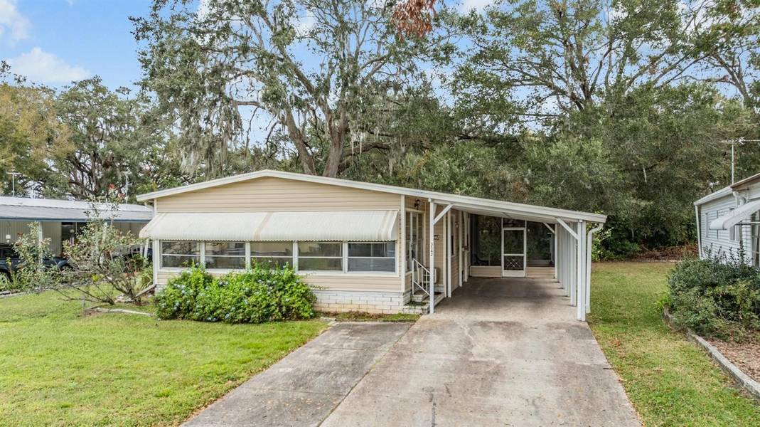 3542 CASTLE DR, Zephyrhills, FL 33540