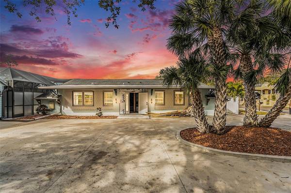 301 N SPRING BLVD, Tarpon Springs, FL 34689