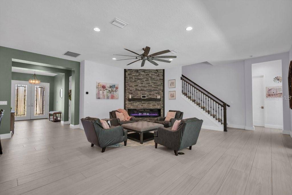 Riverview, FL 33579,13019 PADDOCK WOOD PL
