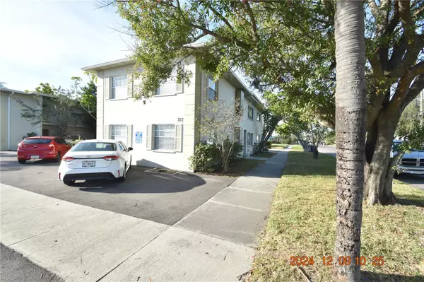 Tampa, FL 33606,302 DANUBE AVE #2