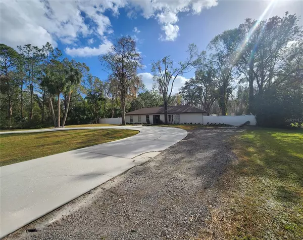 Lutz, FL 33548,508 CRYSTAL LAKE RD