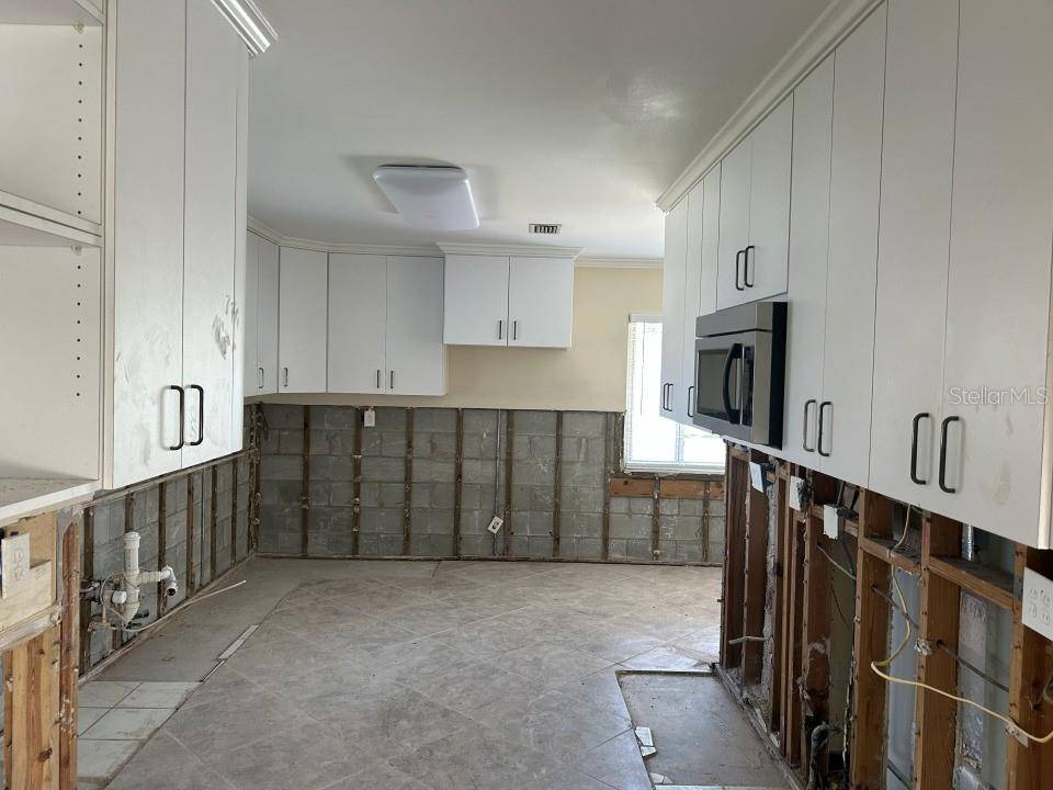 Redington Beach, FL 33708,15816 2ND ST E