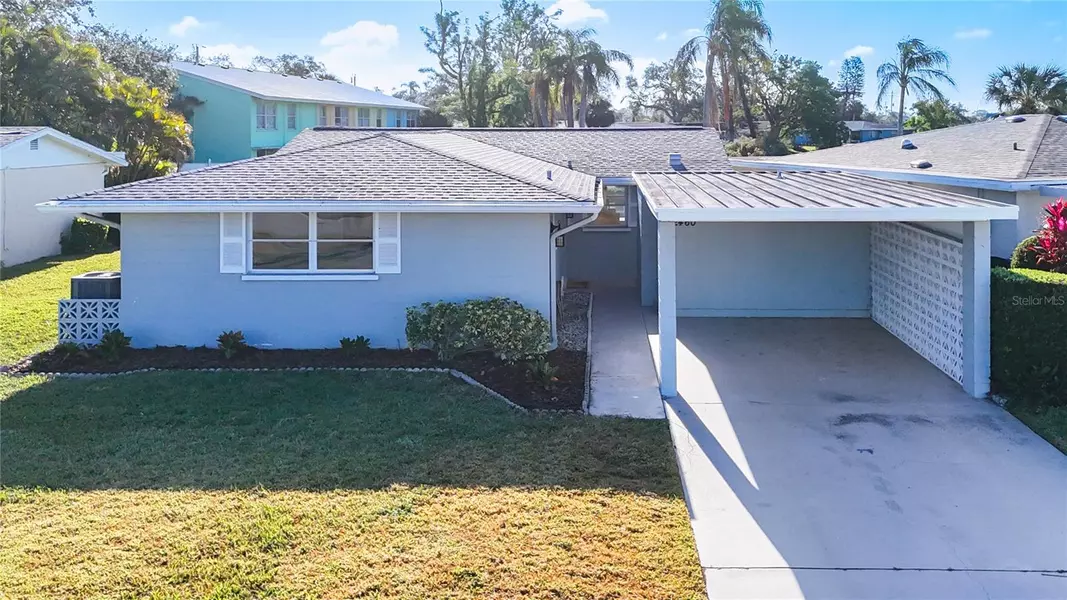 2460 TERRY LN, Sarasota, FL 34231