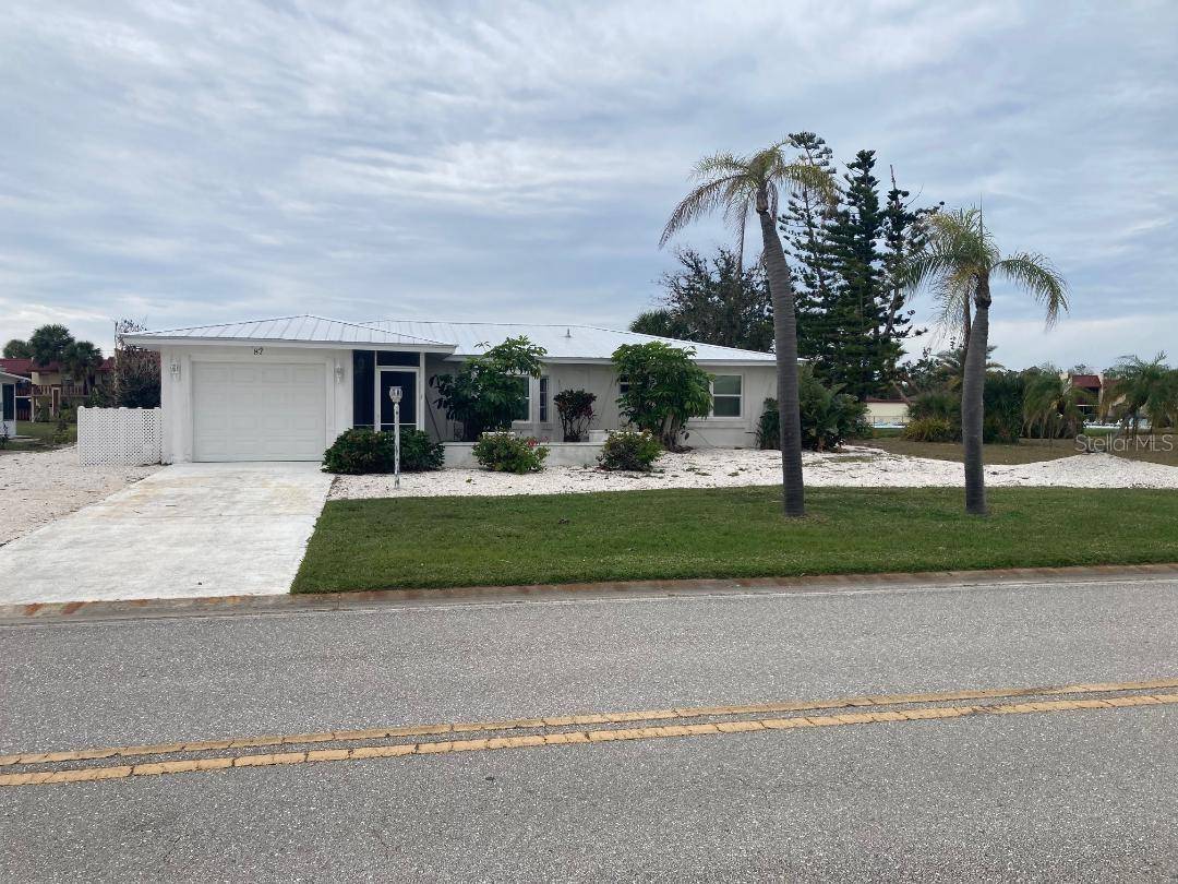 87 ROTONDA CIR, Rotonda West, FL 33947