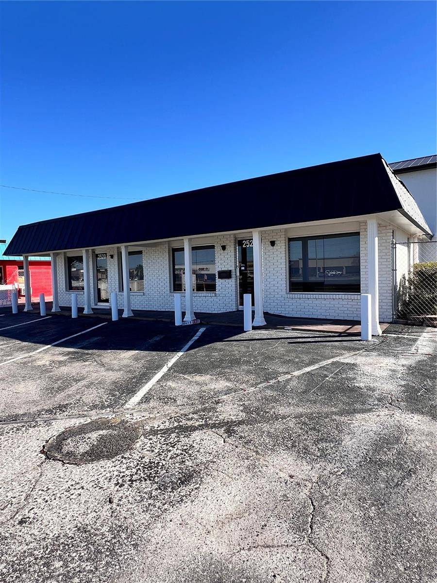 Holiday, FL 34691,2520 US HIGHWAY 19