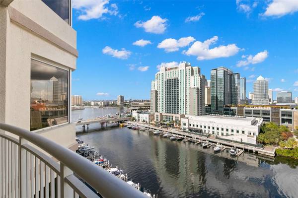 371 CHANNELSIDE WALK WAY #1103, Tampa, FL 33602